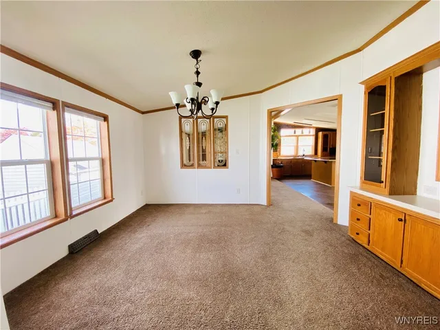 $124,900 | 837 Willowbrook Drive, Lockport, NY 14094