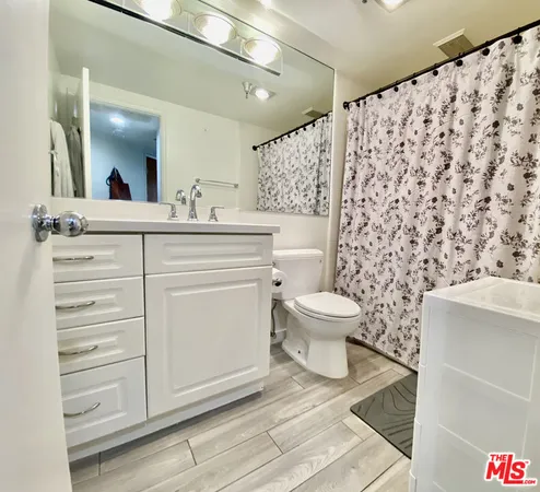 $3,700 | 2910 Neilson Way, Unit 604, Santa Monica, CA 90405
