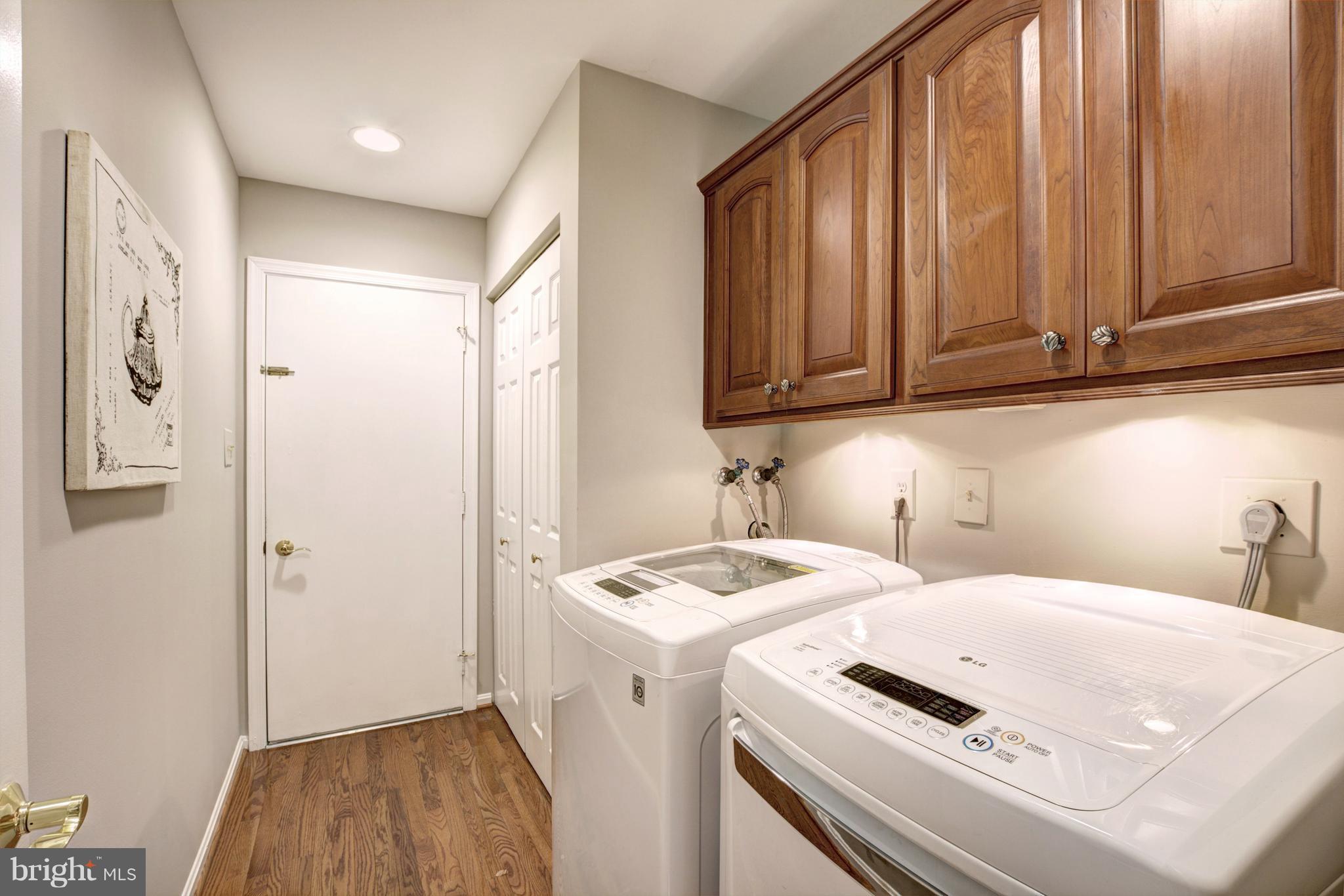 8927 Renshaw Court Springfield, VA 22153 - Photo 22 of 30 Interior (General)