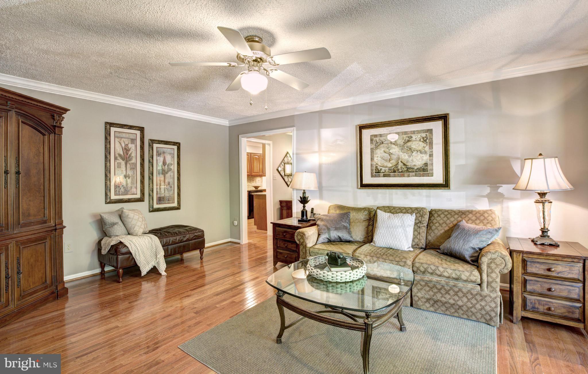 8927 Renshaw Court Springfield, VA 22153 - Photo 9 of 30 Family Room