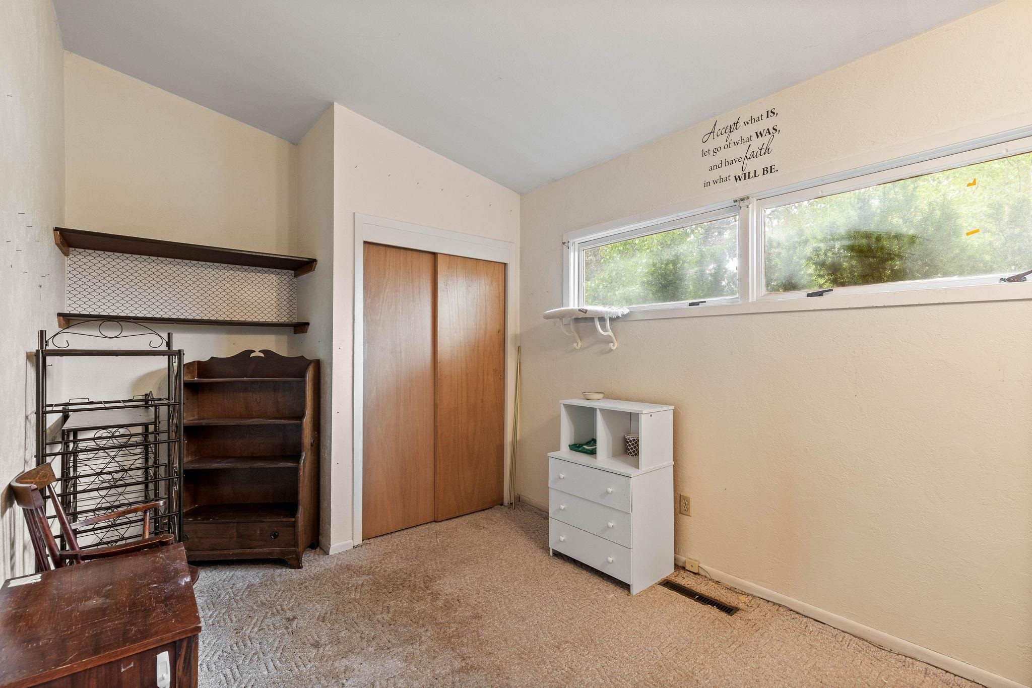 3907 South Perry Street Spokane, WA 99203 - Photo 12 of 20