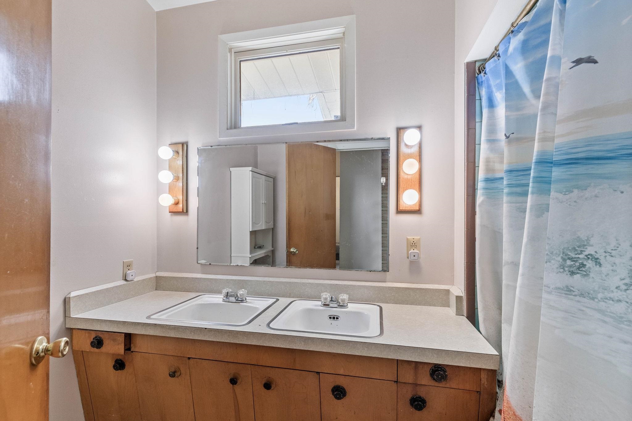 3907 South Perry Street Spokane, WA 99203 - Photo 13 of 20