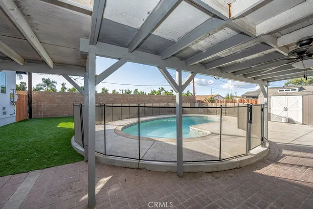 a view of outdoor space