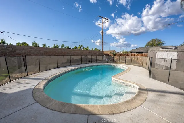 $4,000 | 1069 Erringer Road, Simi Valley, CA 93065