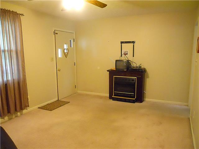 110 Cardinal Road Dickson, TN 37055 - Photo 6 of 20 a bathroom with a sink and a mirror