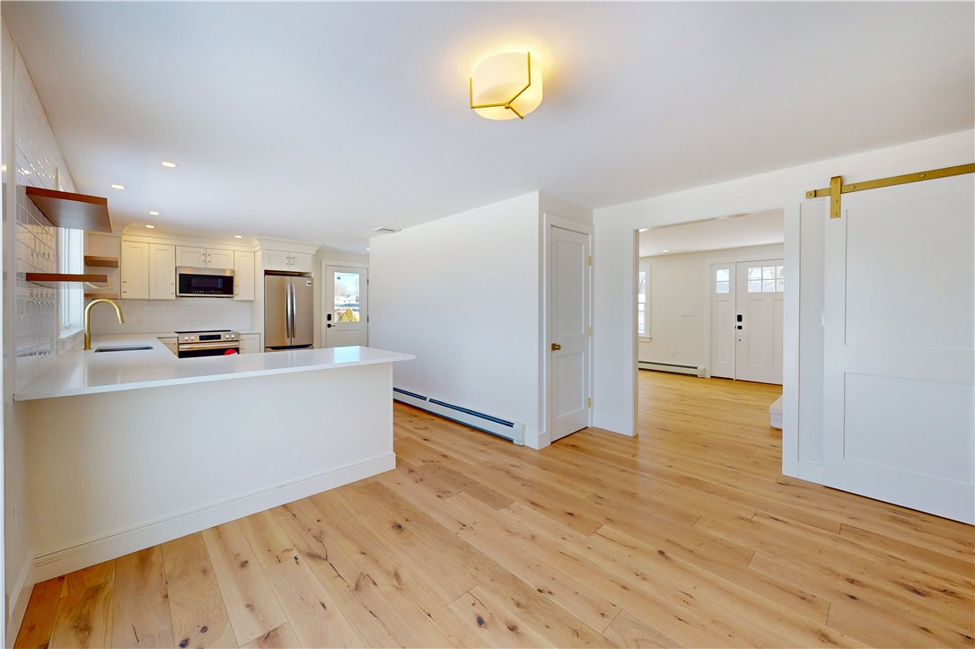 3211 Main Road Tiverton, RI 02878 - Photo 17 of 31