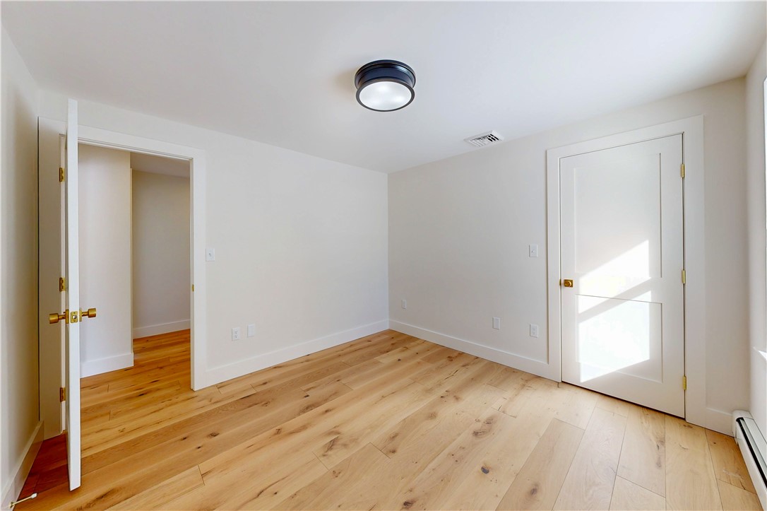 3211 Main Road Tiverton, RI 02878 - Photo 24 of 31