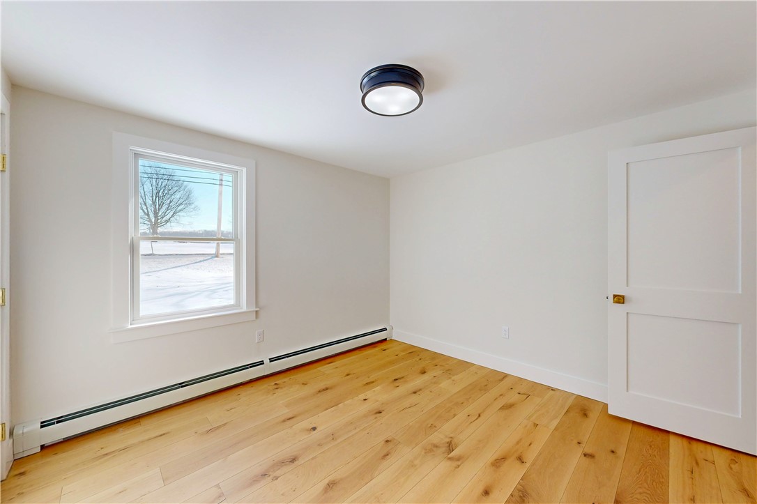 3211 Main Road Tiverton, RI 02878 - Photo 25 of 31