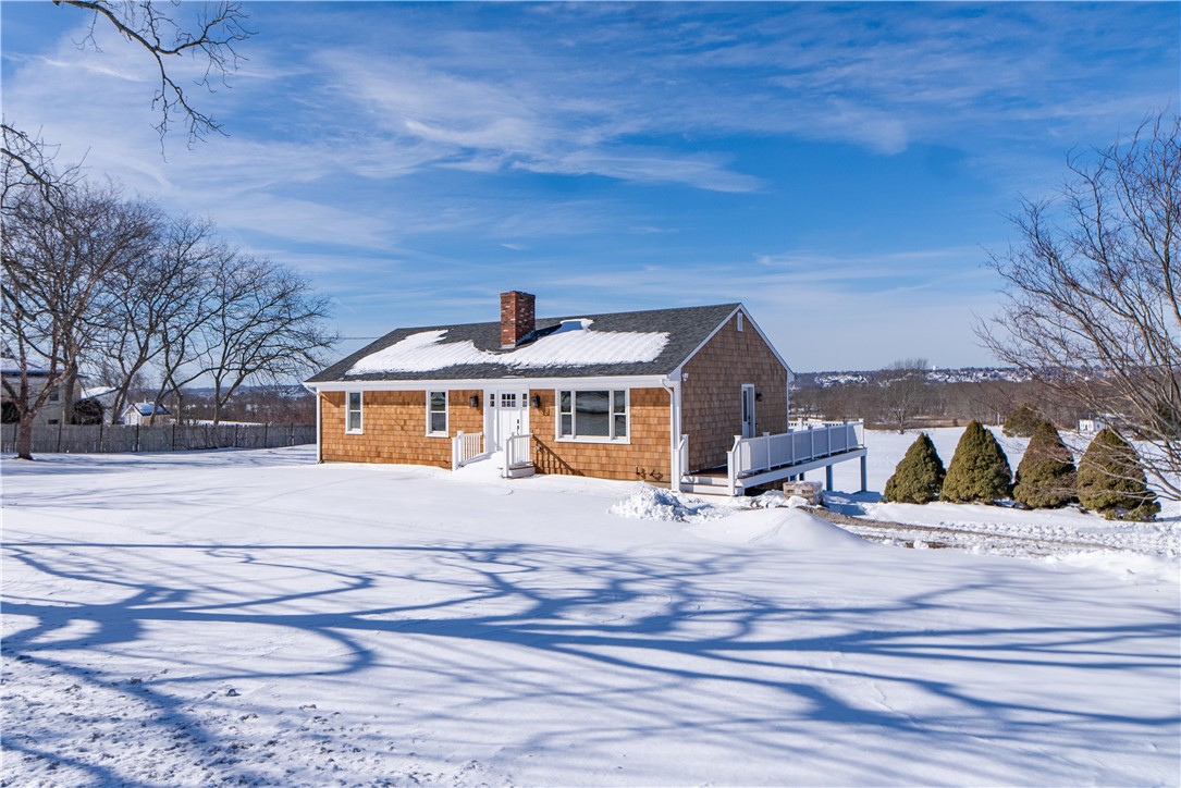 3211 Main Road Tiverton, RI 02878 - Photo 3 of 31