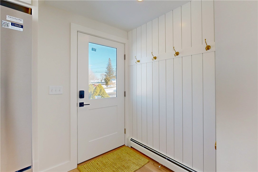 3211 Main Road Tiverton, RI 02878 - Photo 8 of 31