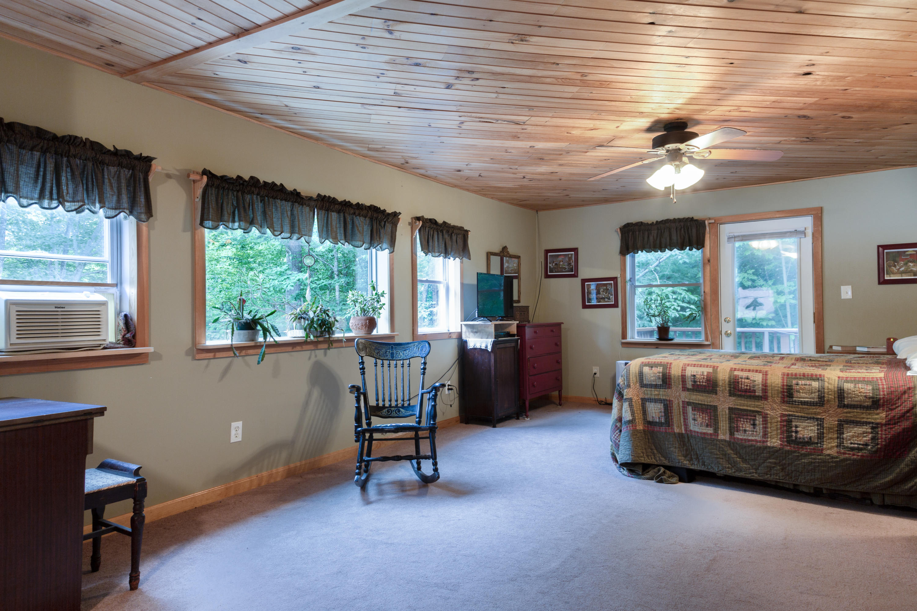 22 Moran Road Bridgton, ME 04009 - Photo 32 of 50 Large 2nd Floor Bedroom