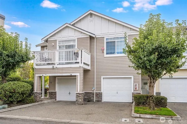$450,000 | 6834 20th Street East, Unit 1, Fife, WA 98424