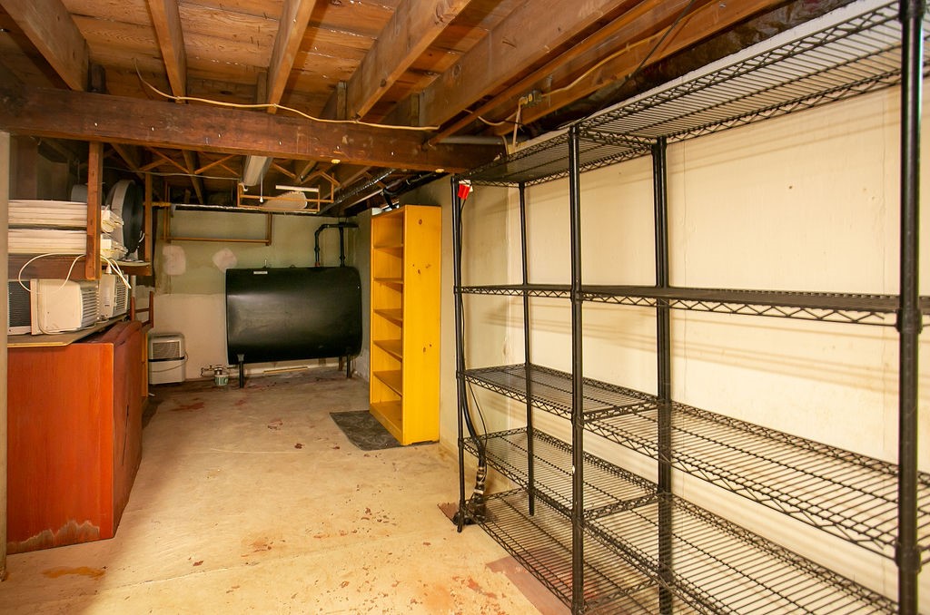 23 Sherwood Road Middletown, RI 02842 - Photo 18 of 33