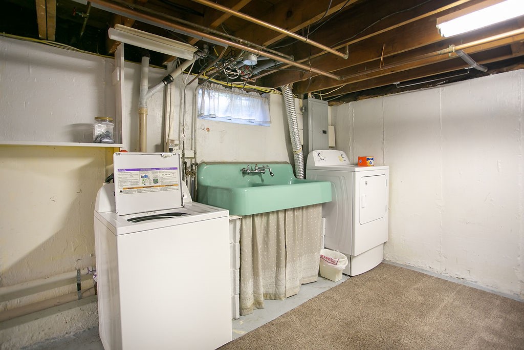 23 Sherwood Road Middletown, RI 02842 - Photo 20 of 33