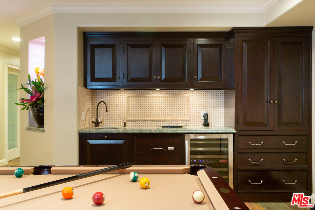 121 Reef Mall Marina del Rey, CA 90292 - Photo 10 of 54