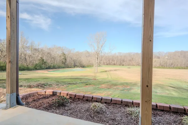 $448,500 | 109 Rascal Town Road, Loretto, TN 38469