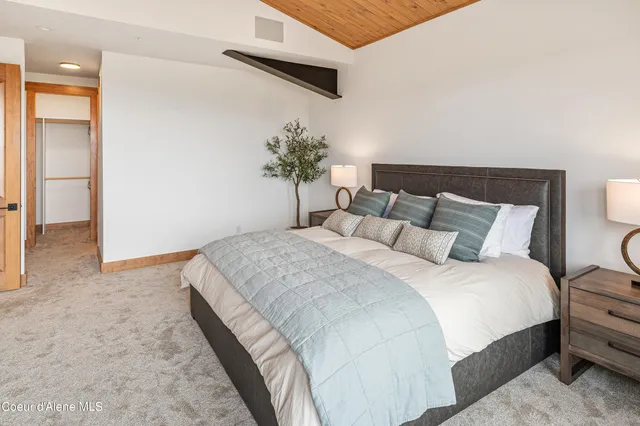 $3,150,000 | 1208 Spitfire Street, Sandpoint, ID 83864