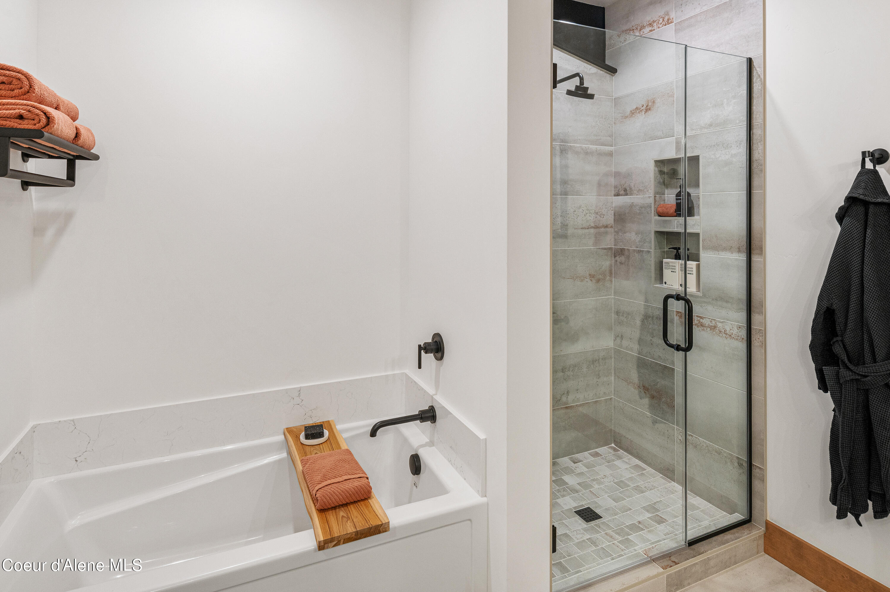 1208 Spitfire Street Sandpoint, ID 83864 - Photo 25 of 39 --22