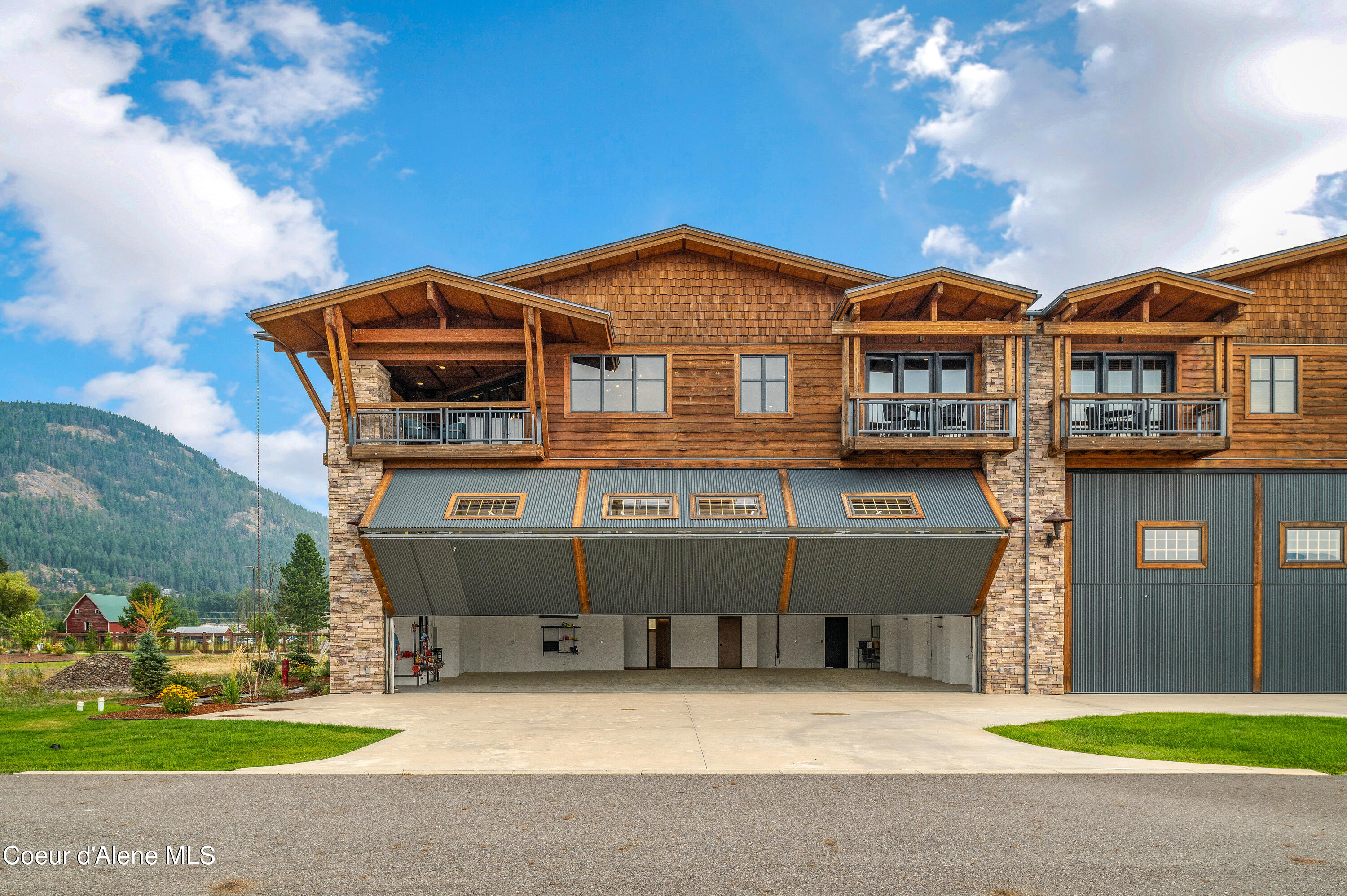 1208 Spitfire Street Sandpoint, ID 83864 - Photo 4 of 39 --33