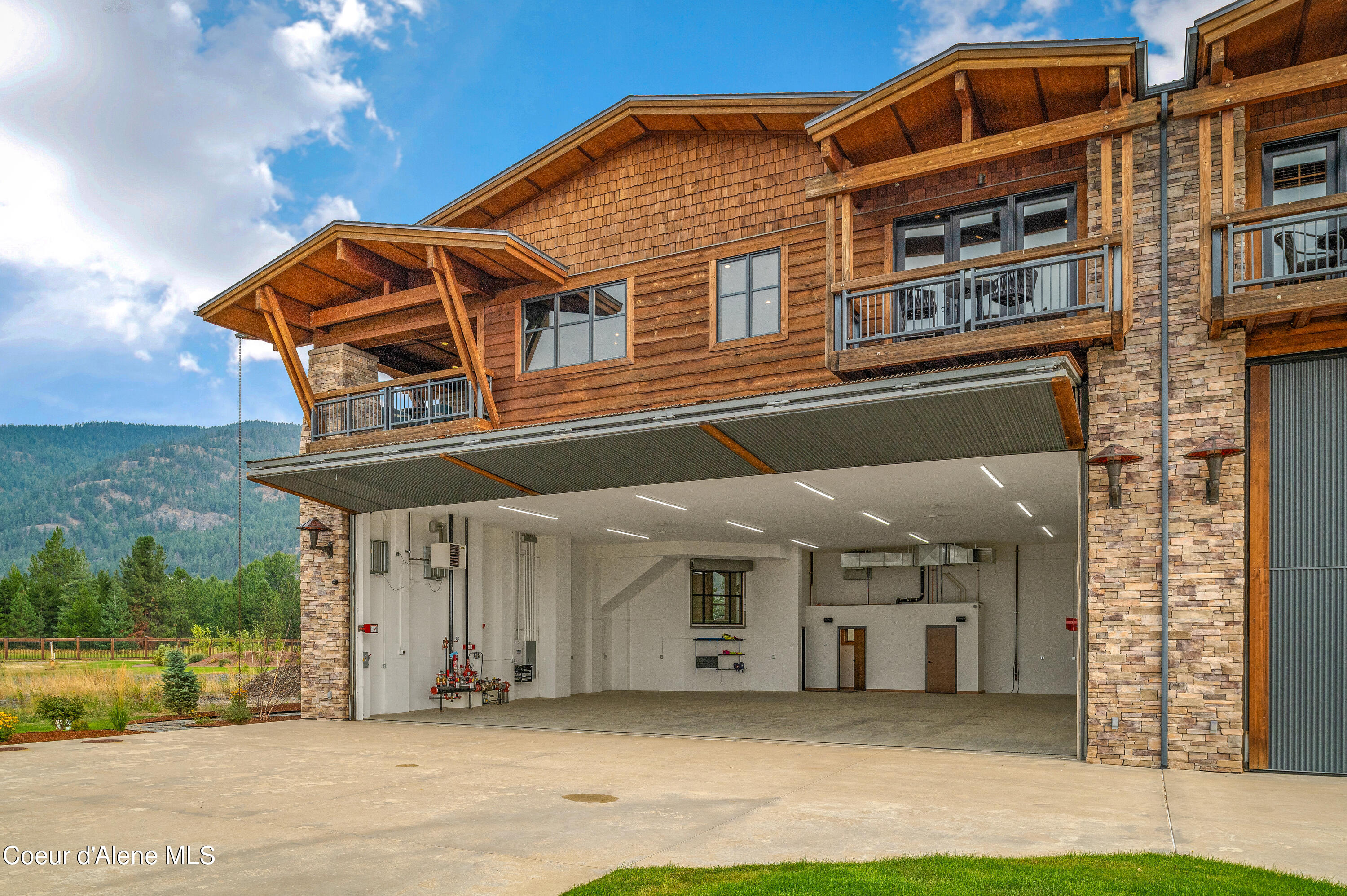 1208 Spitfire Street Sandpoint, ID 83864 - Photo 6 of 39 --35