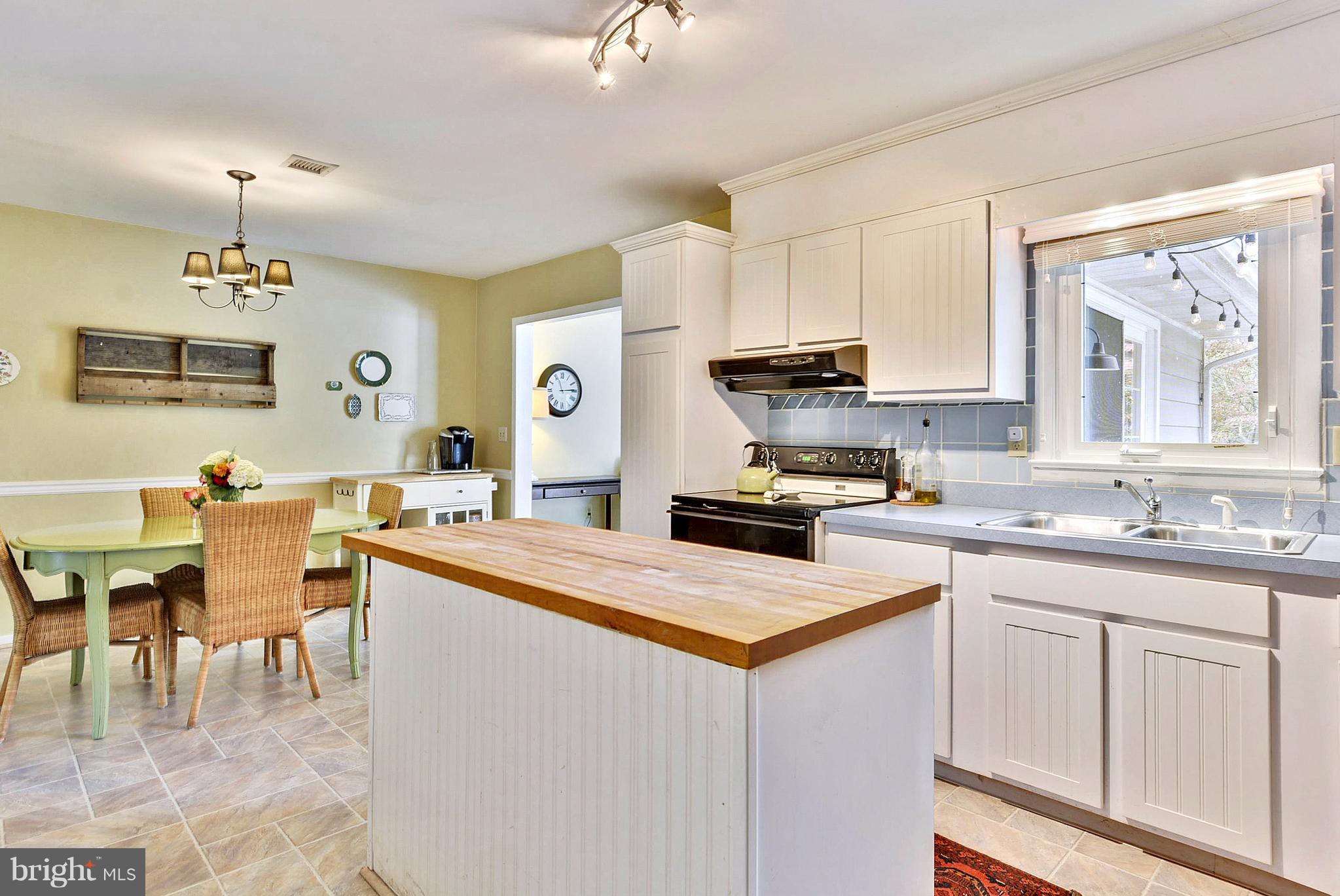 211 Edmore Road Chestertown, MD 21620 - Photo 14 of 26 Kitchen view into dining area, lovely open plan