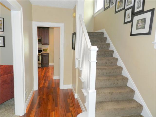 1518 Meadow Road Columbus, OH 43212 - Photo 2 of 25