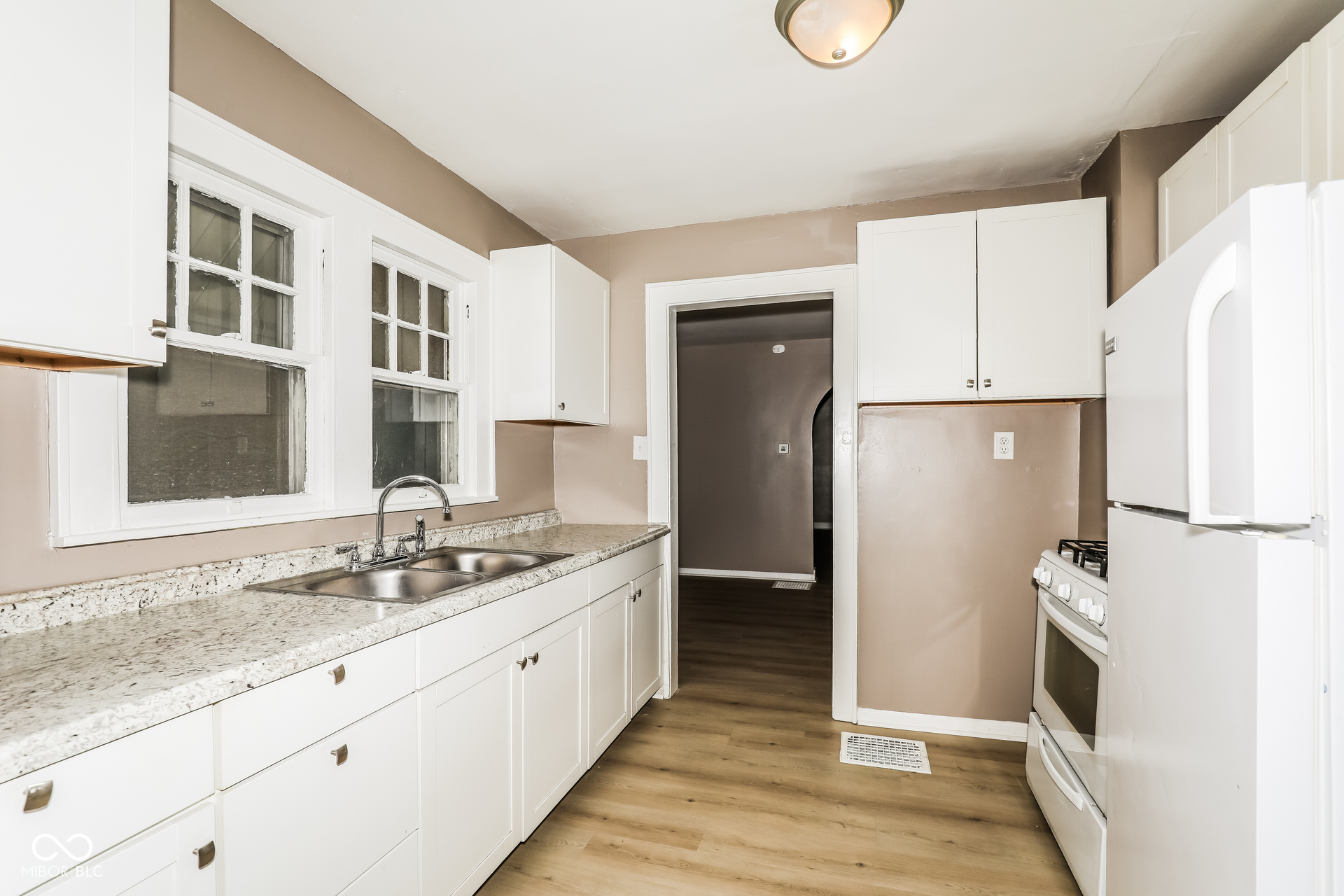 3006 Noble Street Anderson, IN 46016 - Photo 6 of 18