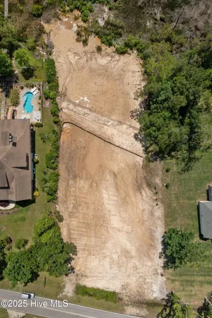 $275,995 | 240 White Oak Bluff Road, Stella, NC 28582