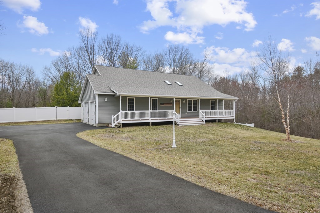 83 Old Princeton Road Hubbardston, MA 01452 - Photo 2 of 32 Gallery Image 2