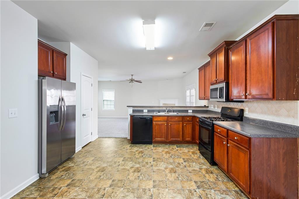 34 Persian Ivy Way Dallas, GA 30132 - Photo 11 of 38