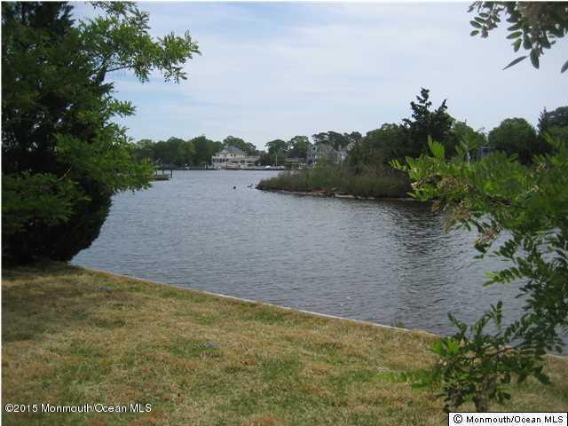 653 Bancroft Road Brick, NJ 08724 - Photo 1 of 11 a view of a lake