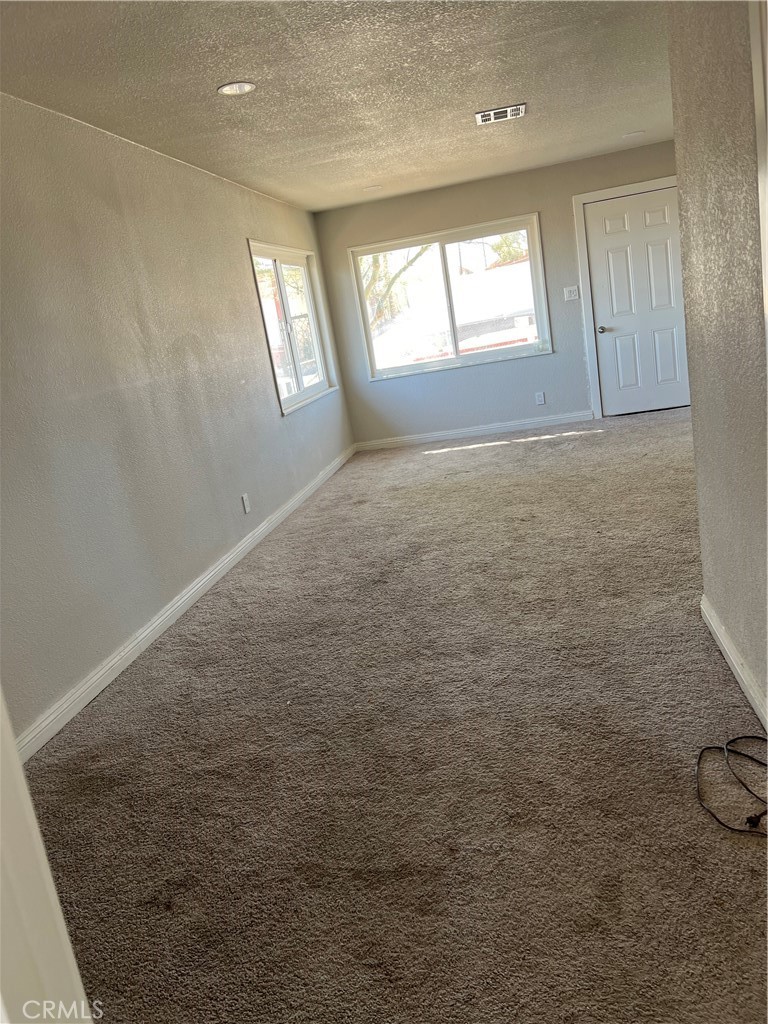 15015 Tatum Road Victorville, CA 92395 - Photo 6 of 13