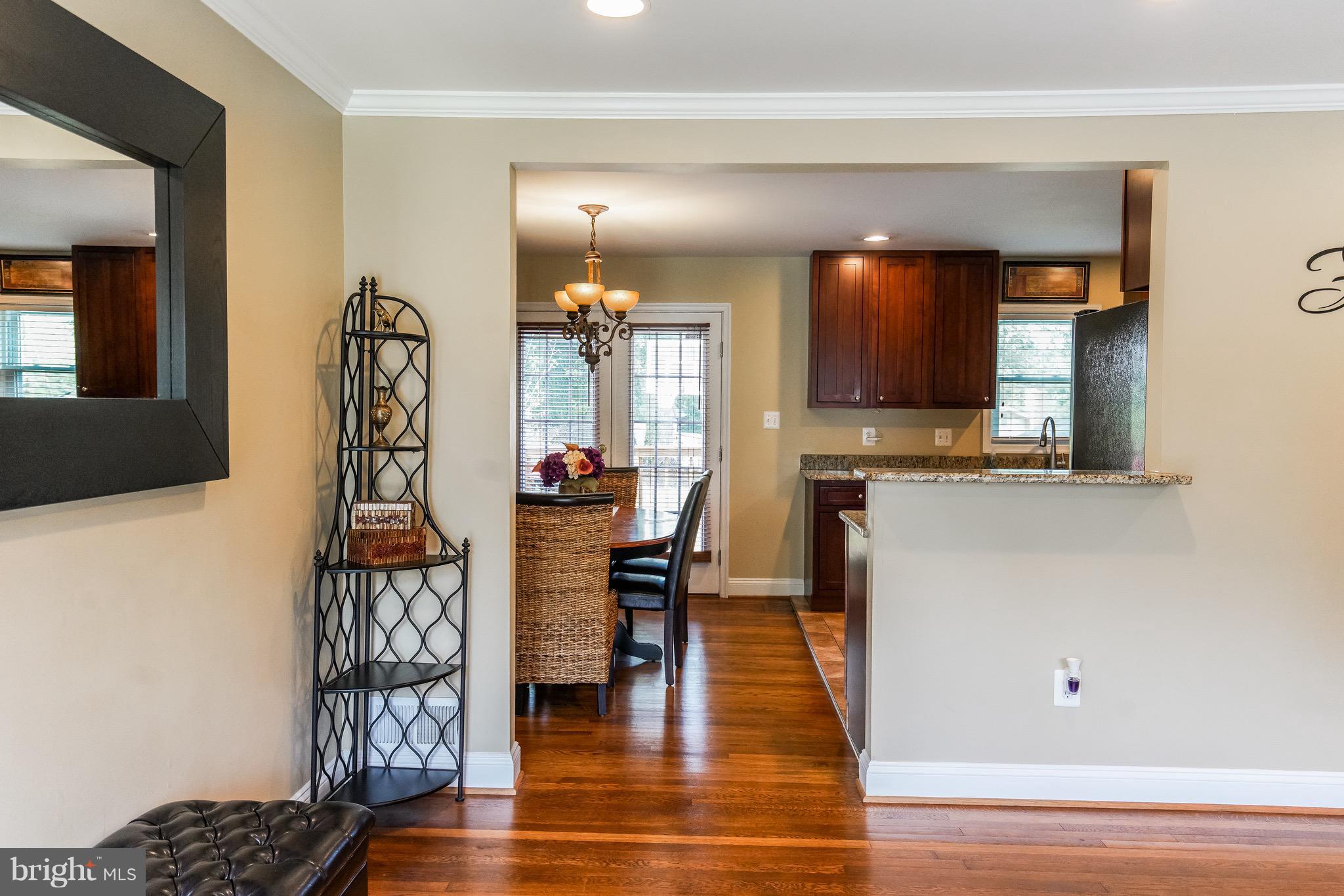 6918 Elbrook Road Hyattsville, MD 20784 - Photo 4 of 30 Eat-In kitchen with space for bar stools
