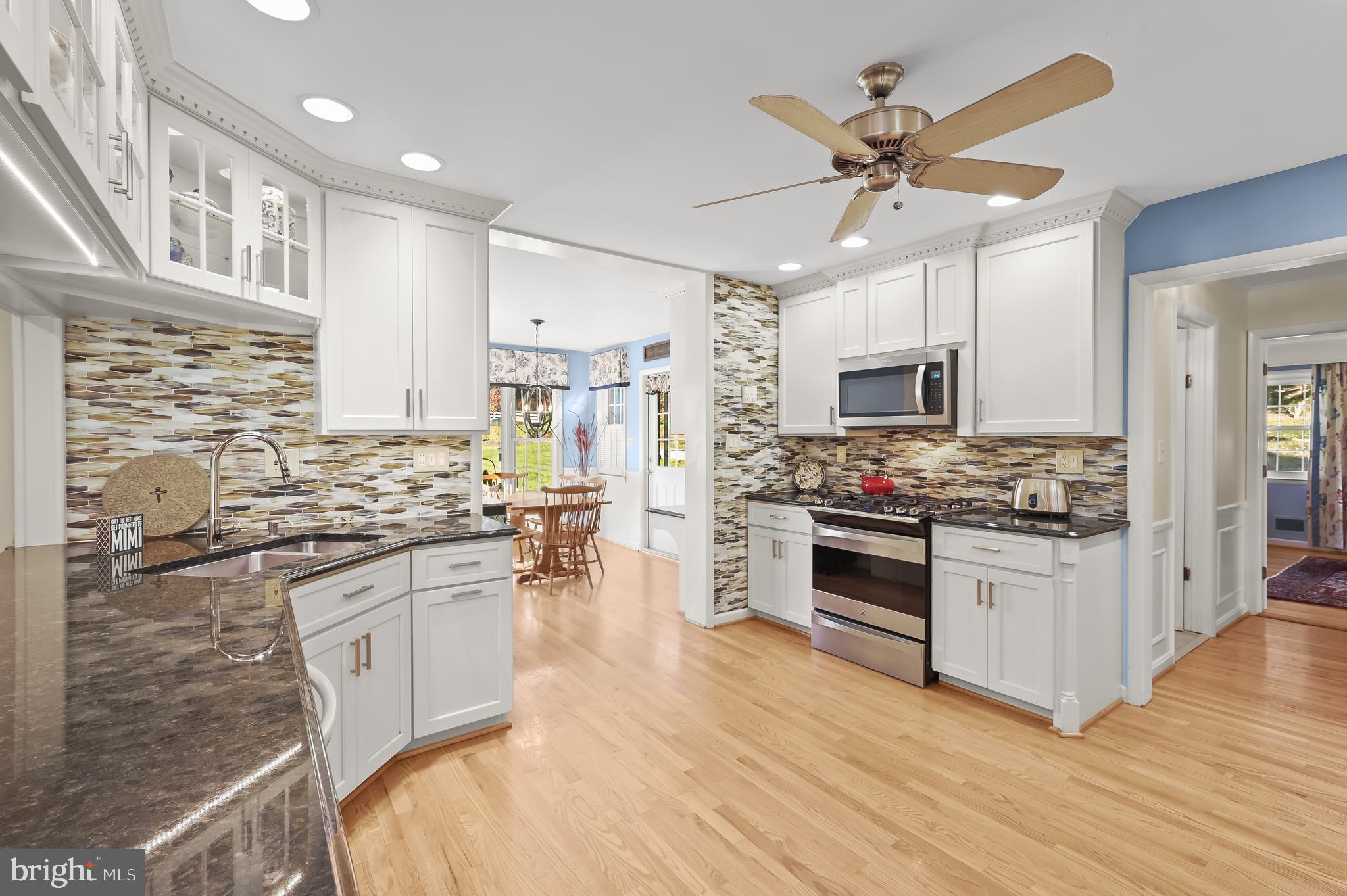 4014 Macalpine Road Ellicott City, MD 21042 - Photo 2 of 79 Beautifully updated kitchen & breakfast room