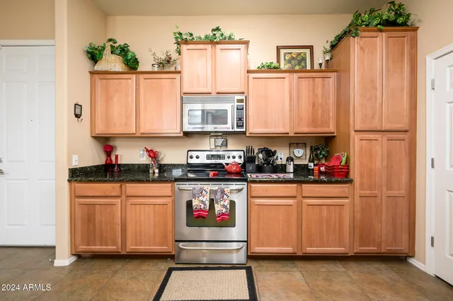 $272,500 | 14575 West Mountain View Boulevard, Unit 11309, Surprise, AZ 85374