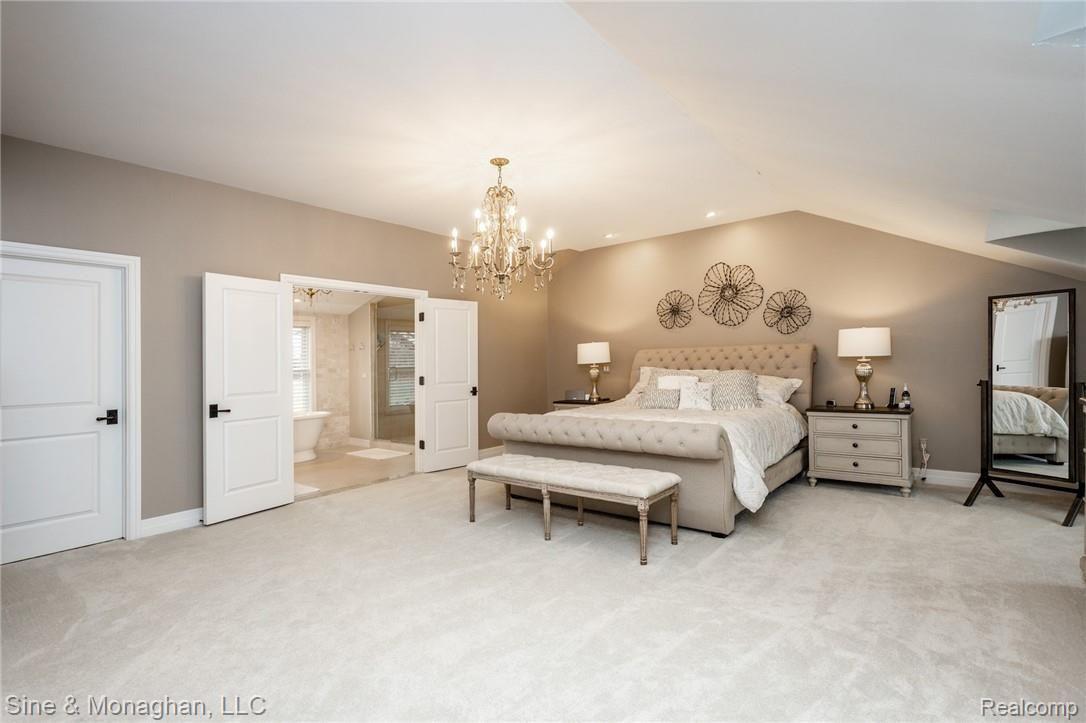 595 Ballantyne Road Grosse Pointe, MI 48236 - Photo 46 of 54 595 Ballantyne Master Bedroom (2)