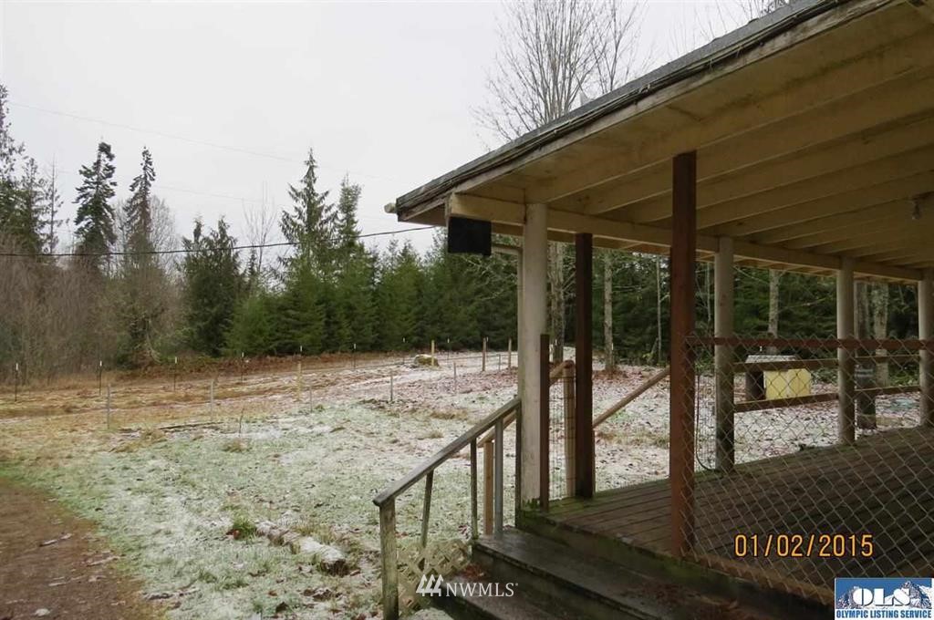 240 Robinson Road Port Angeles, WA 98362 - Photo 6 of 11