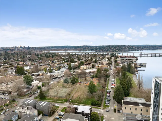 $720,000 | 1600 43rd Avenue East, Unit 211, Seattle, WA 98112