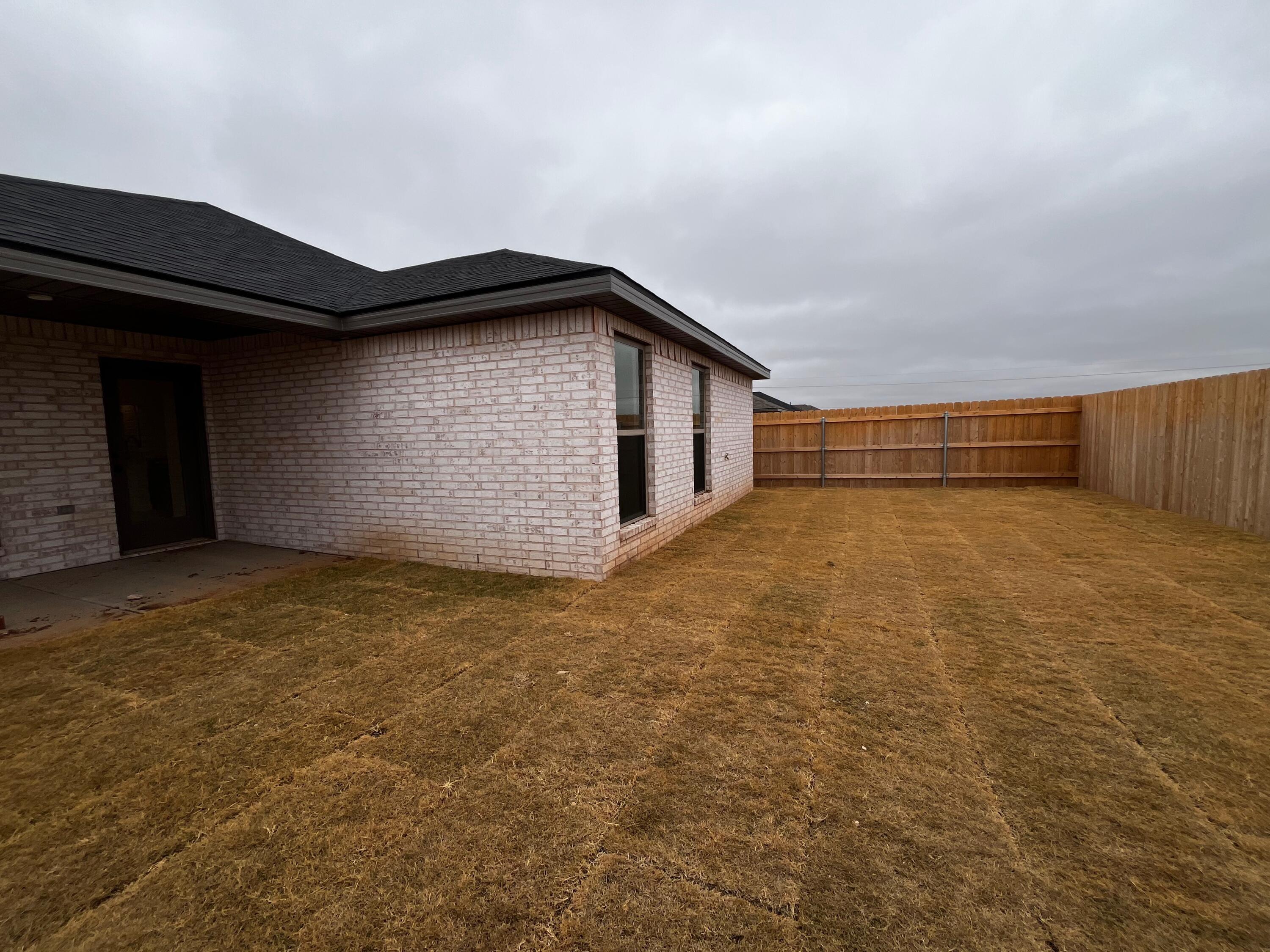 2016 Cottonwood Avenue Wolfforth, TX 79382 - Photo 13 of 16 IMG_2074