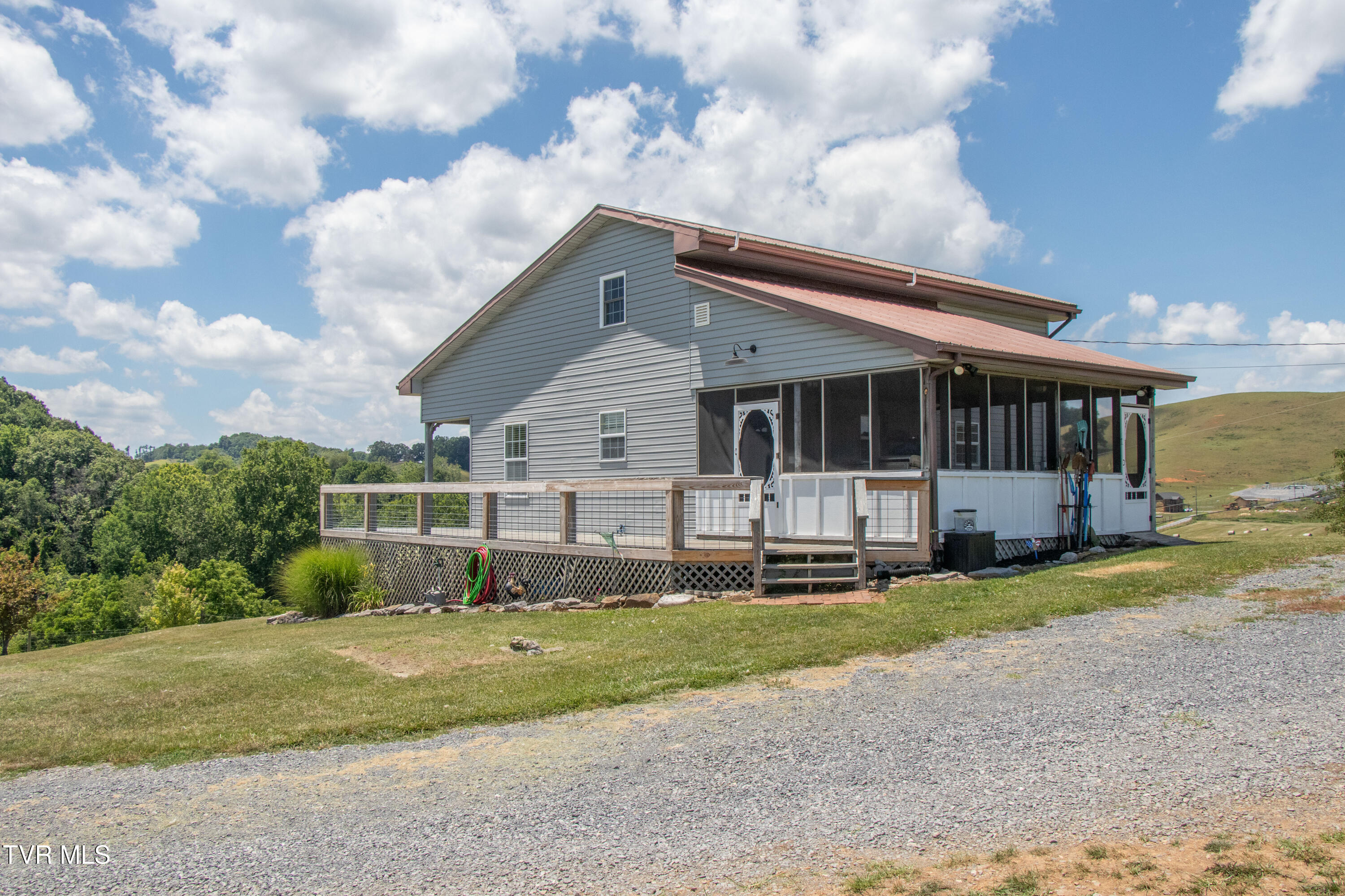 27069 Northridge Road Meadowview, VA 24361 - Photo 5 of 61 Northridge-15