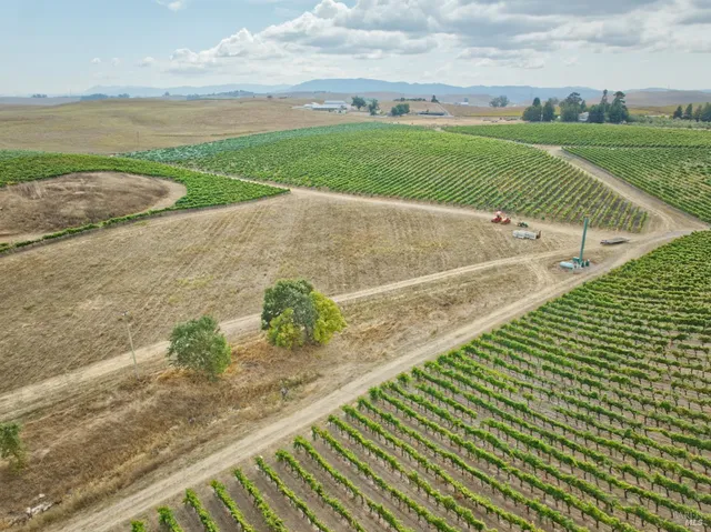 $2,499,000 | 1450 Stage Gulch Road, Petaluma, CA 94954
