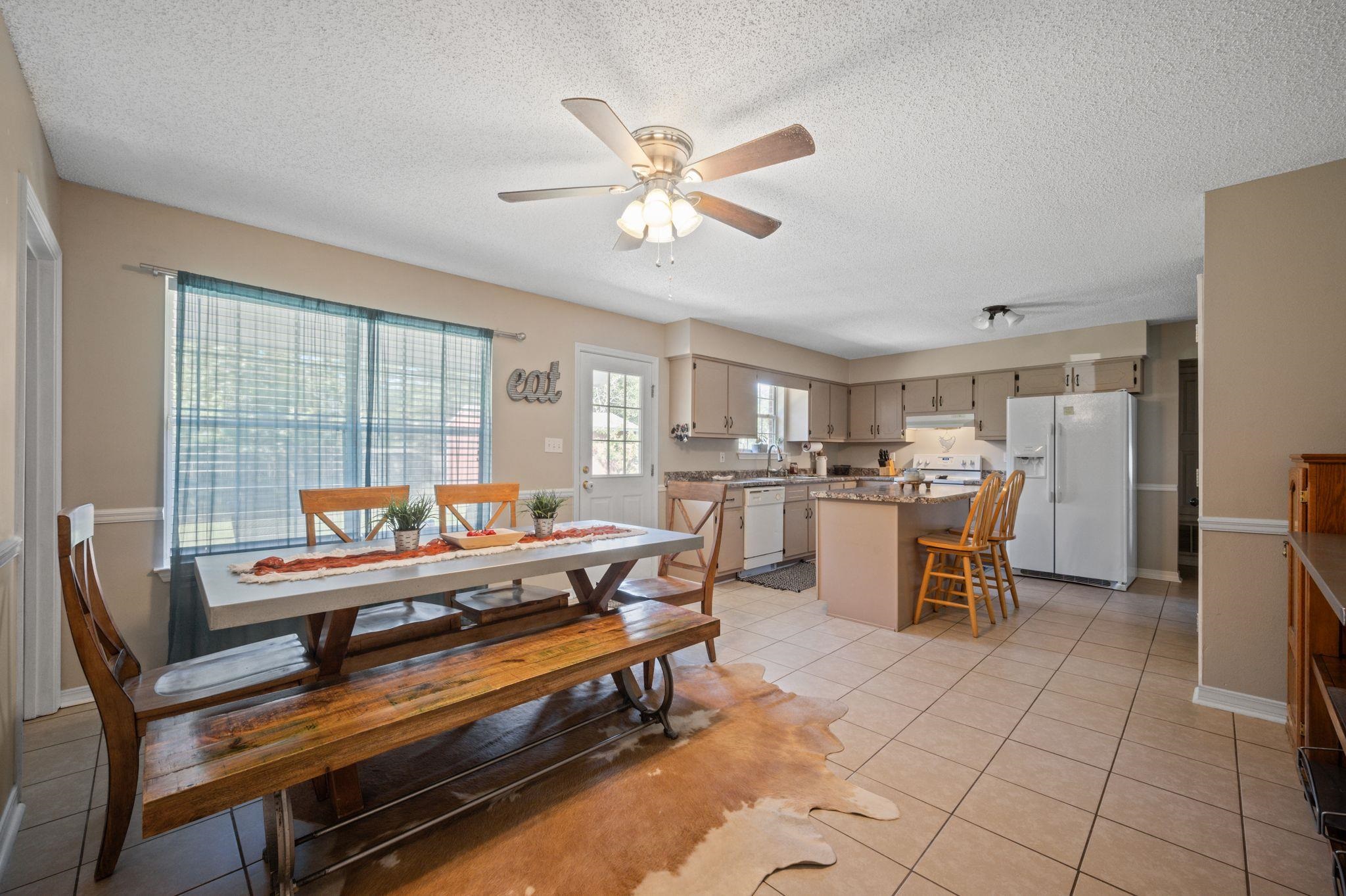 13025 County Road 55 Foley, AL 36535 - Photo 9 of 49 Dining Area