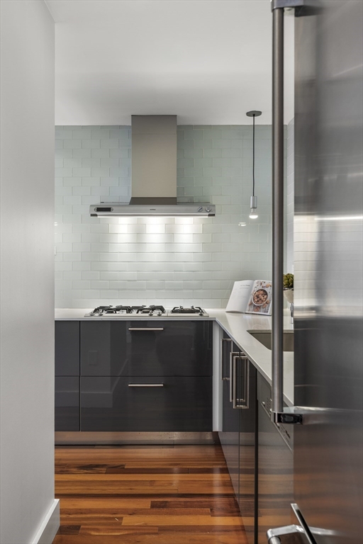 25 Channel Center Street, Unit PH201 Boston, MA 02210 - Photo 13 of 16