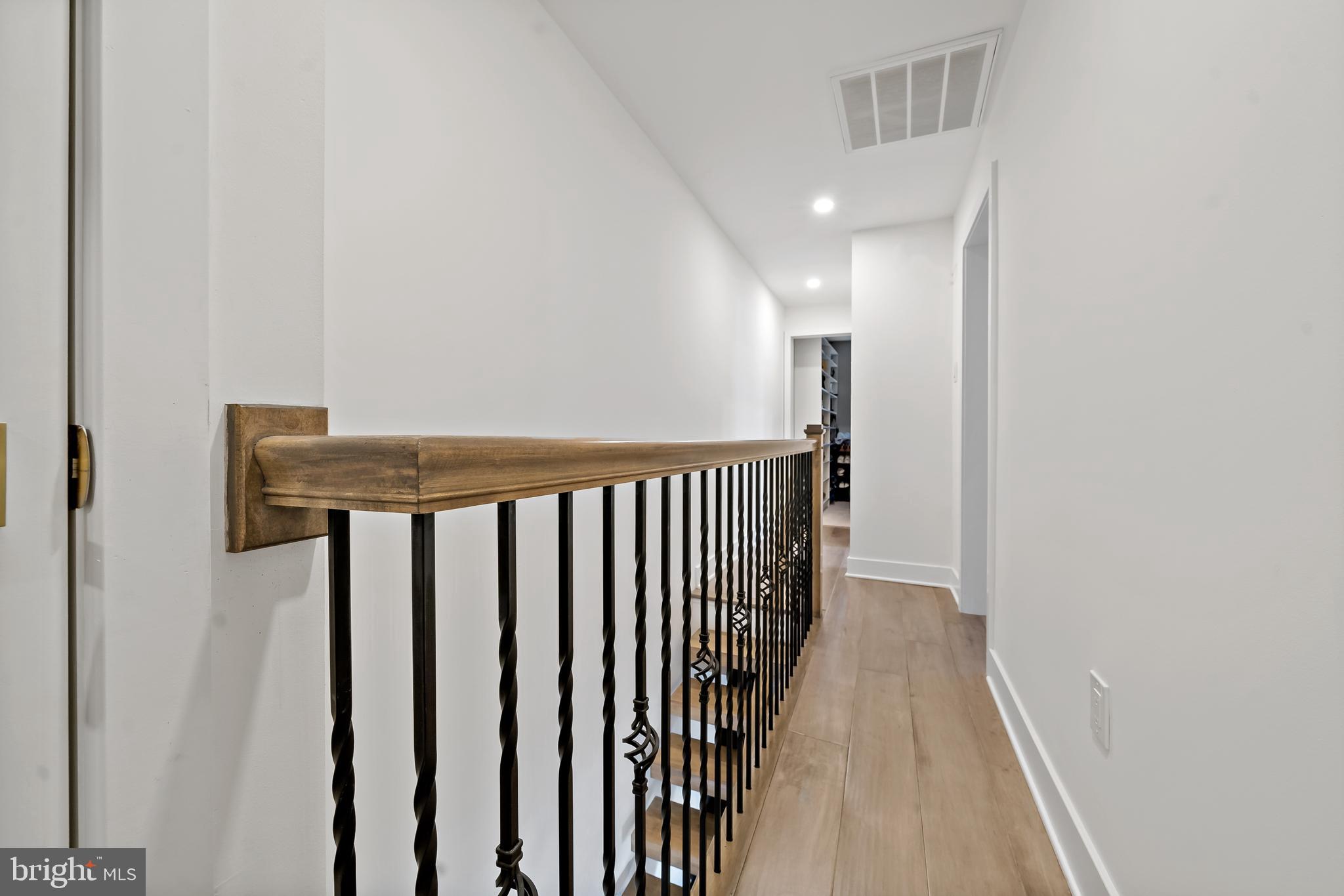 1040 Emily Street Philadelphia, PA 19148 - Photo 25 of 32