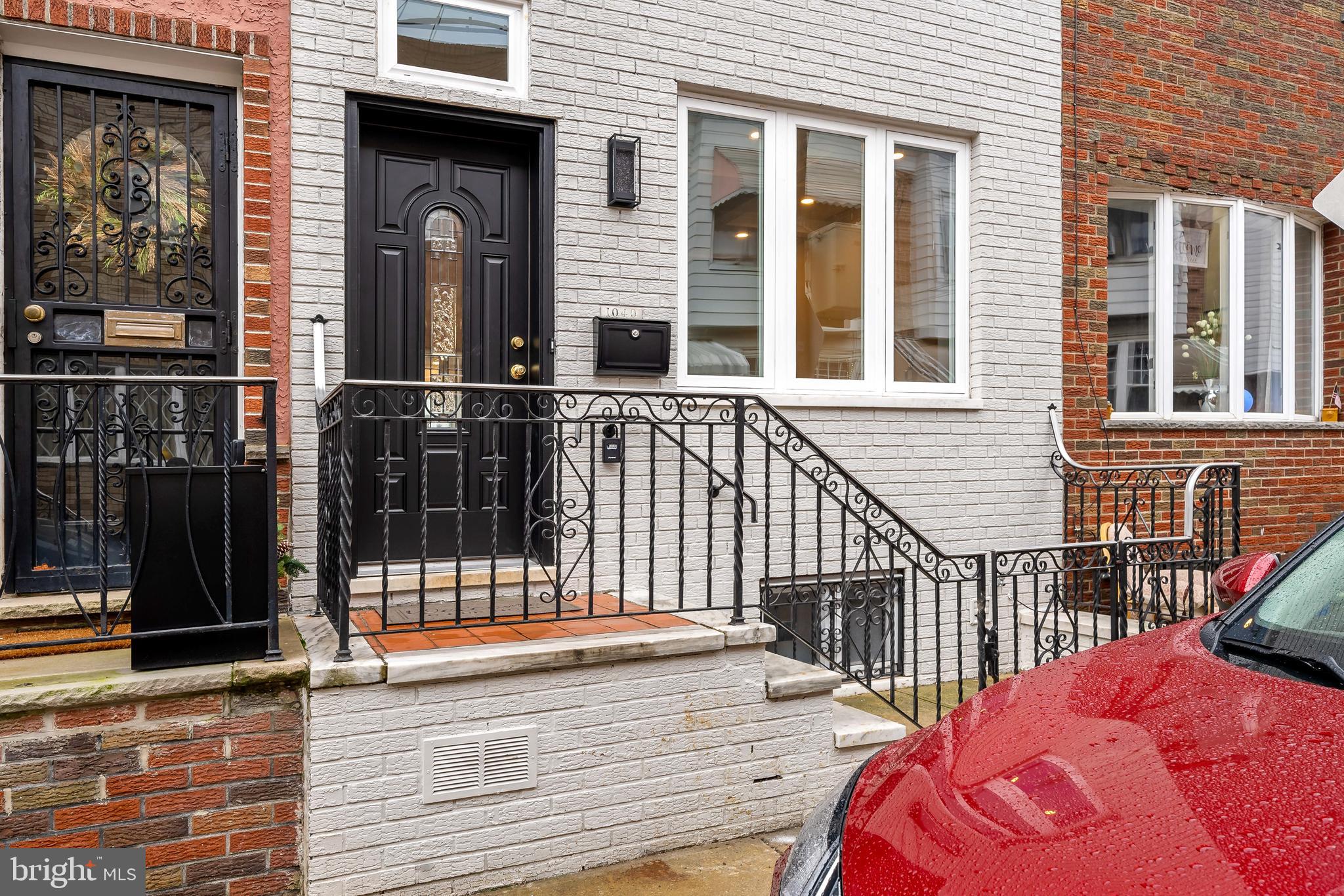 1040 Emily Street Philadelphia, PA 19148 - Photo 3 of 32
