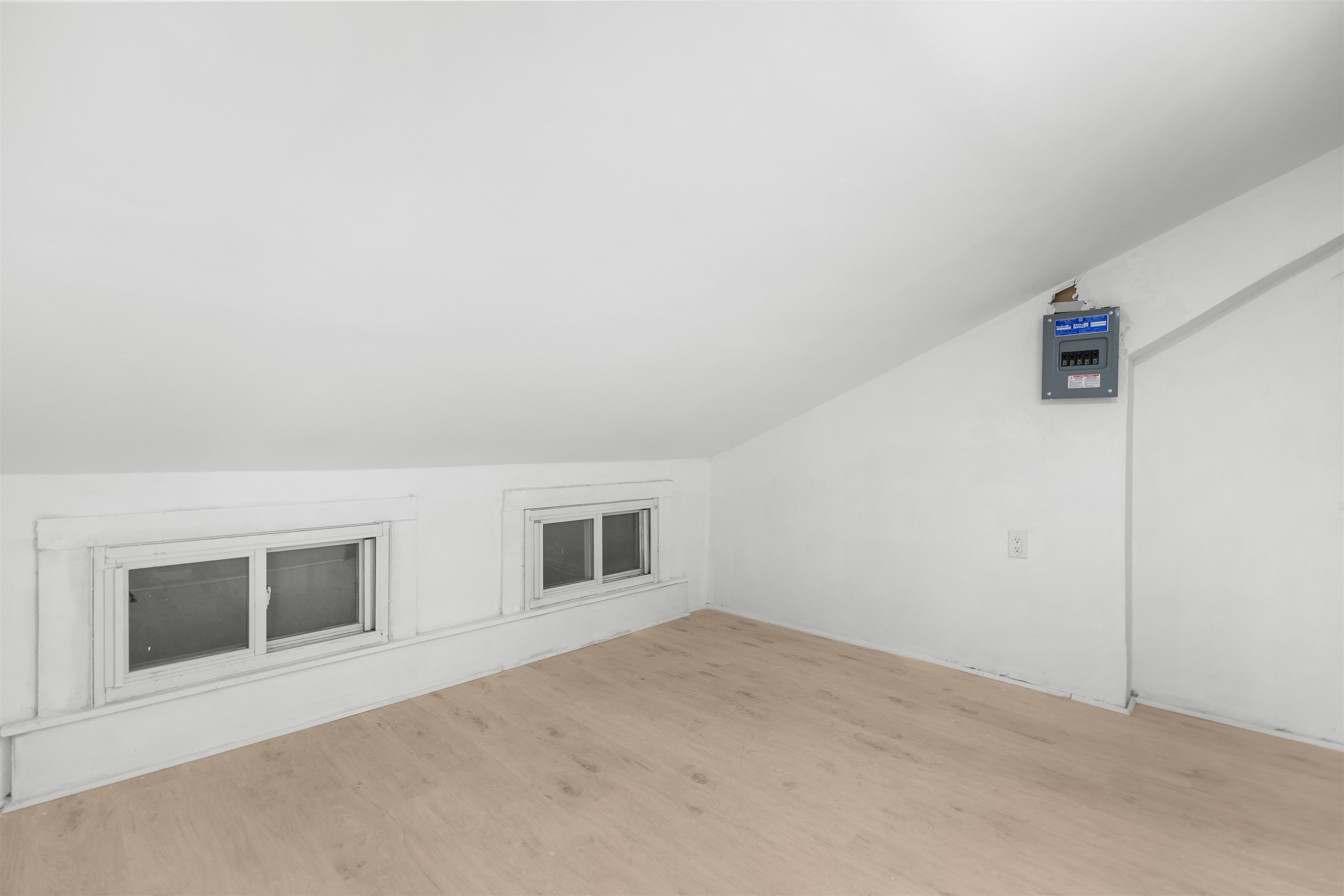 616 Chestnut Street, Unit 2 Kearny, NJ 07032 - Photo 12 of 21 a view of an empty room with a window
