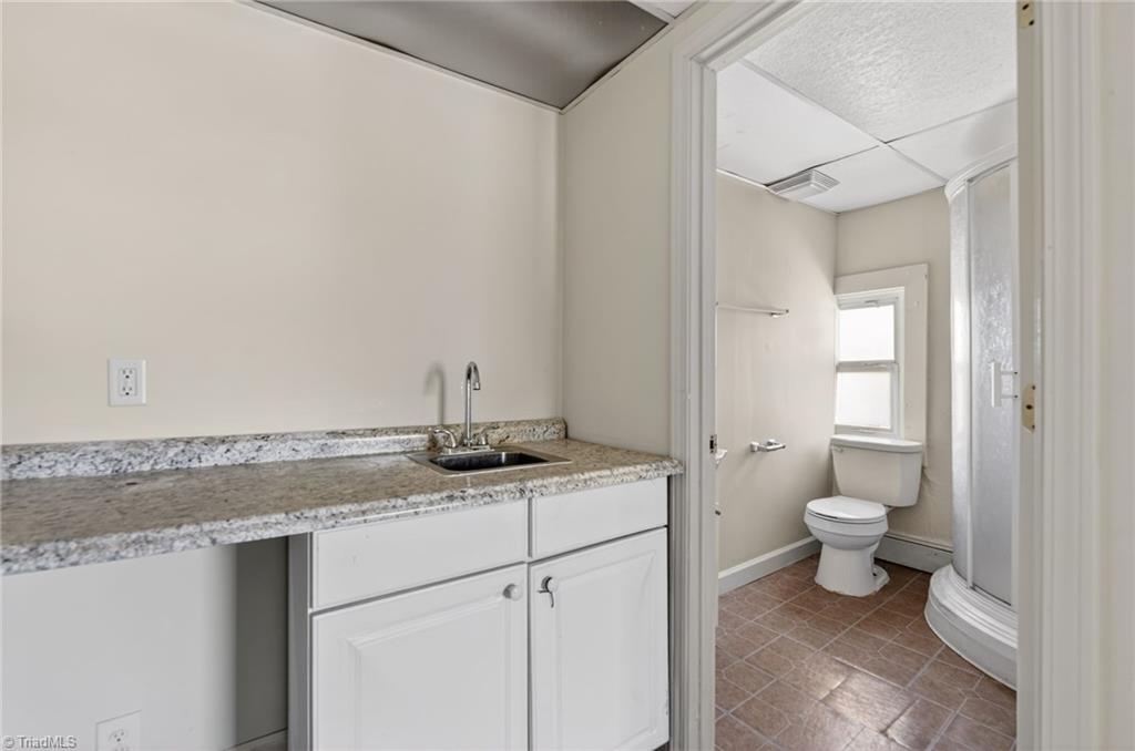 421 Vine Street Eden, NC 27288 - Photo 15 of 19