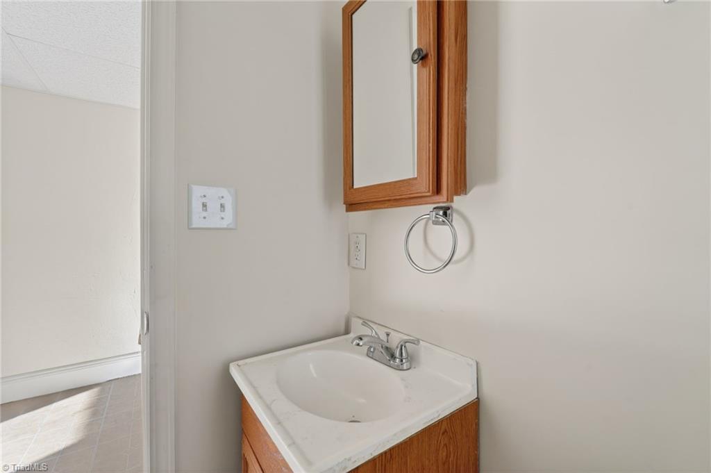 421 Vine Street Eden, NC 27288 - Photo 16 of 19