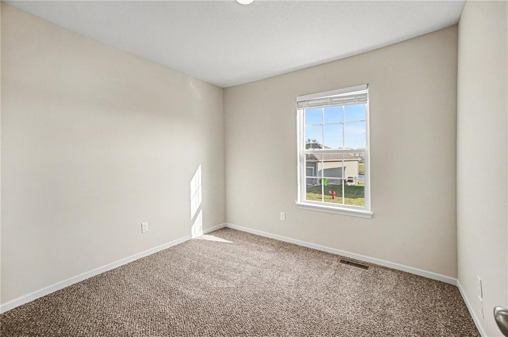 21720 North Ridge Peculiar, MO 64078 - Photo 13 of 17