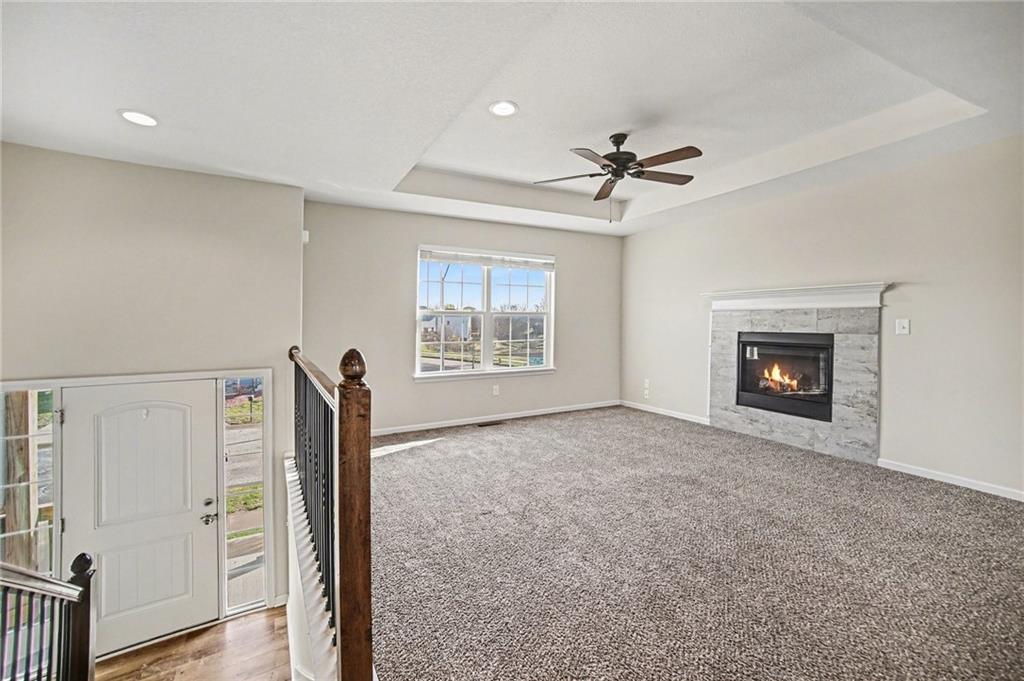 21720 North Ridge Peculiar, MO 64078 - Photo 4 of 17